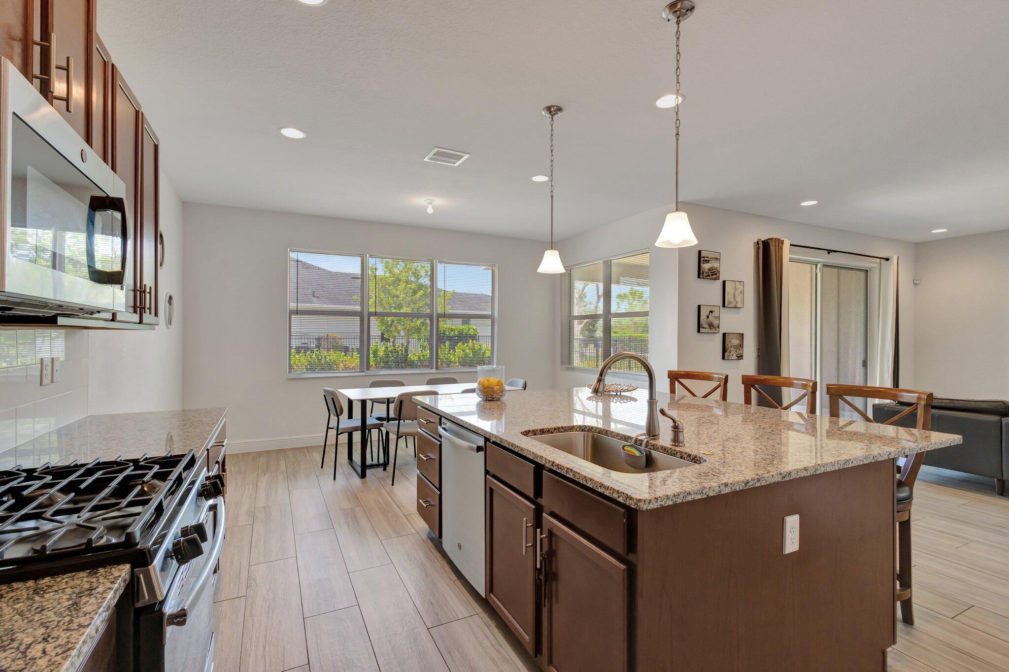 19654 Split Rail Run Loxahatchee, FL 33470 - Photo 18 of 45 35-web-or-mls-Split_51