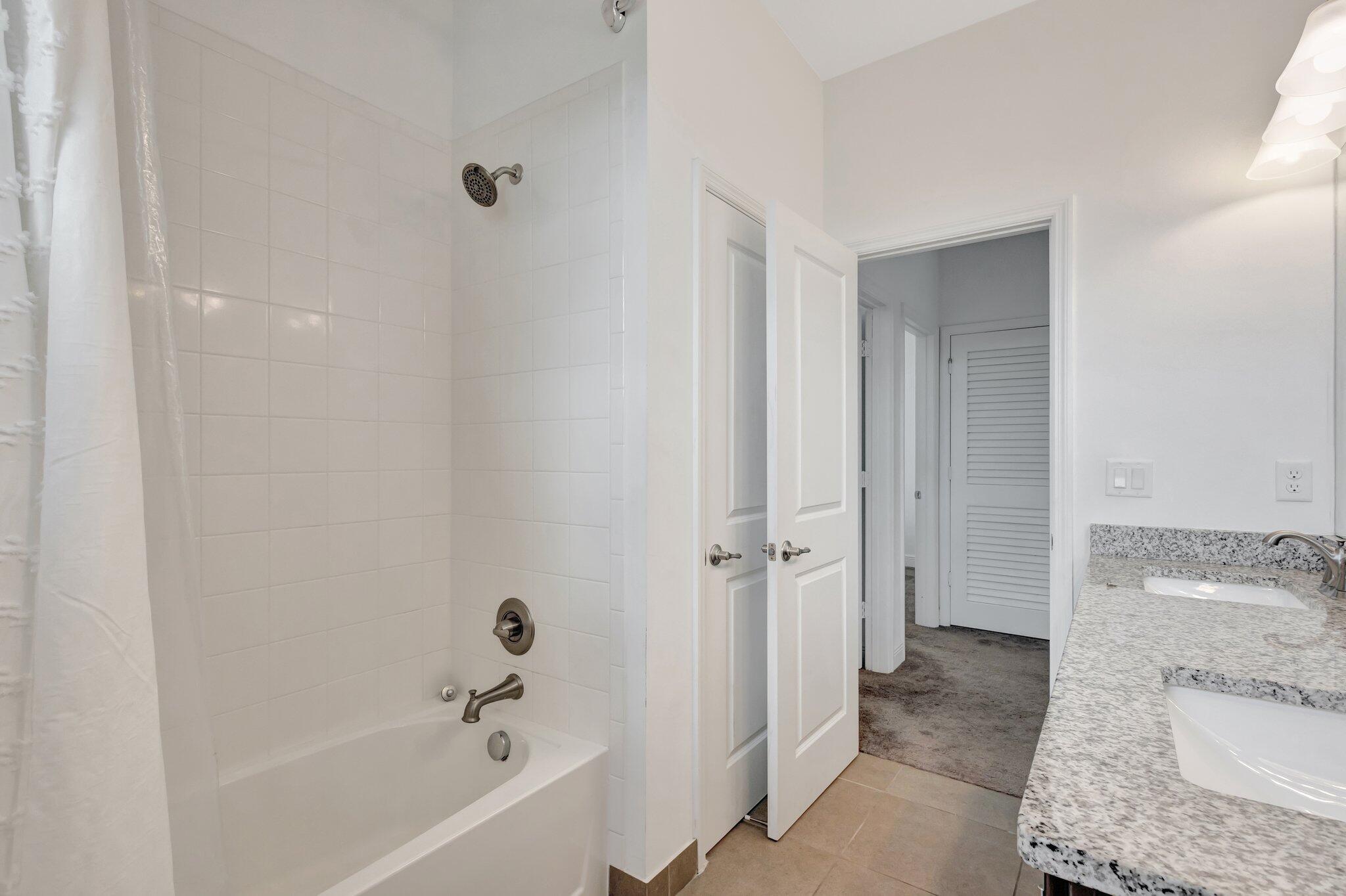 19654 Split Rail Run Loxahatchee, FL 33470 - Photo 26 of 45 13-web-or-mls-Split_161