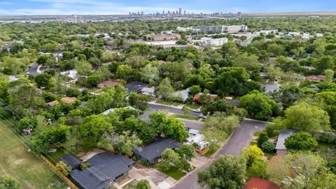 $625,000 | 2105 Brunswick Drive, Austin, TX 78723