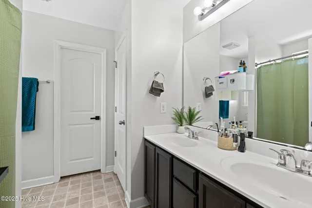 $303,000 | 135 Rosemary Avenue, Hubert, NC 28539