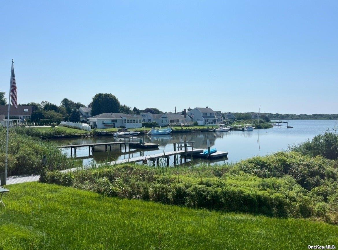 2 Little Neck Road Southampton, NY 11968 - Photo 1 of 1 Gallery Image 1