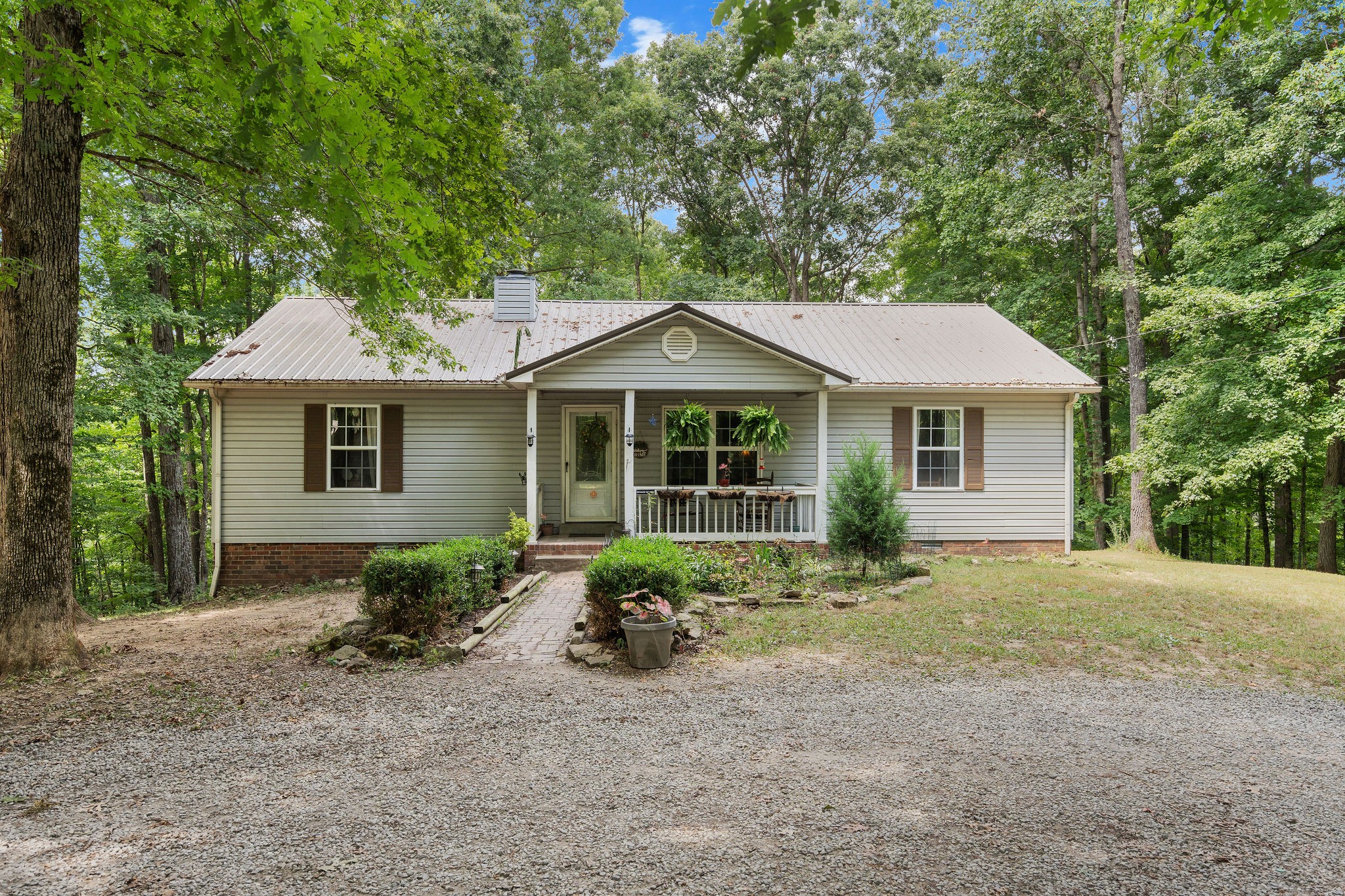 5326 Dividing Ridge Road Goodlettsville, TN 37072 - Photo 2 of 27 Gallery Image 2