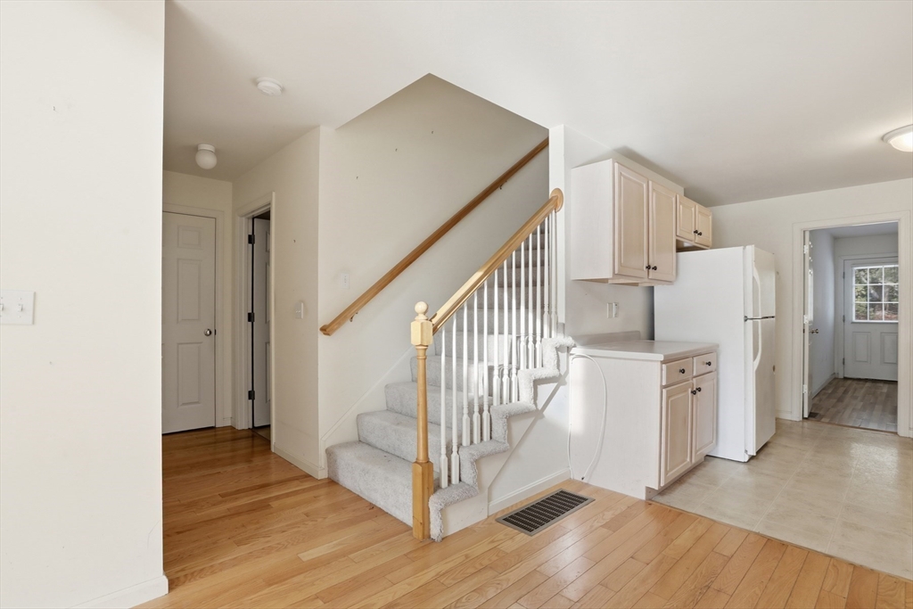 34 Pleasant Street, Unit 34 Windham, NH 03087 - Photo 11 of 30