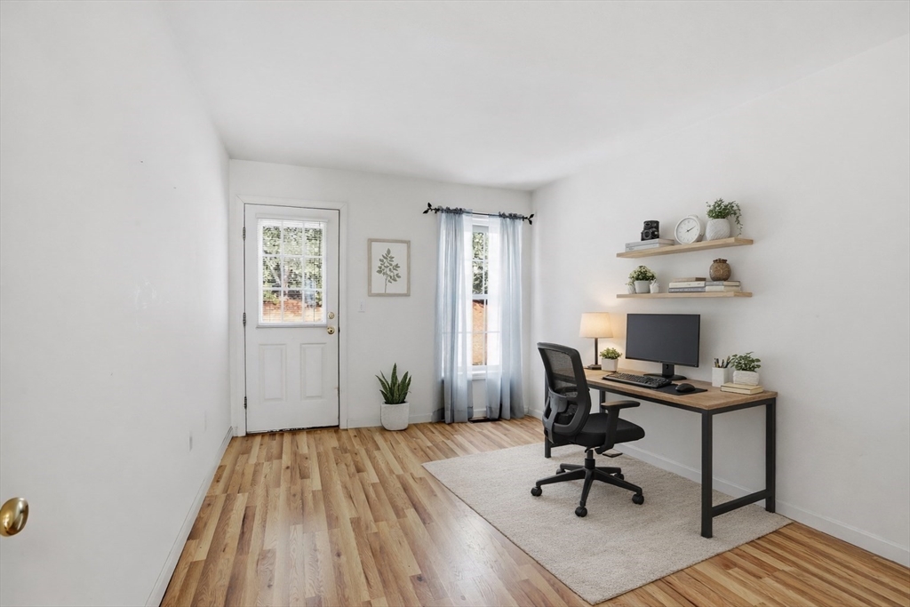 34 Pleasant Street, Unit 34 Windham, NH 03087 - Photo 18 of 30