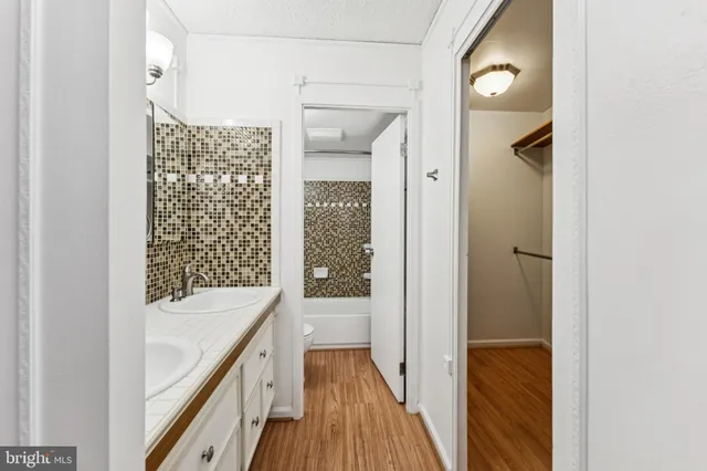 $2,200 | 5300 Columbia Pike, Unit 103, Arlington, VA 22204