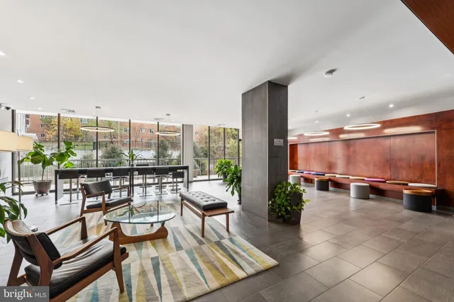$2,200 | 5300 Columbia Pike, Unit 103, Arlington, VA 22204