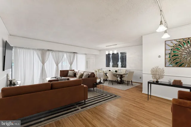 $2,200 | 5300 Columbia Pike, Unit 103, Arlington, VA 22204