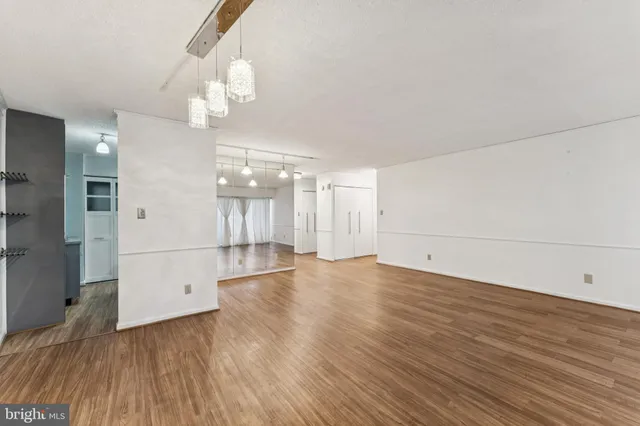 $2,200 | 5300 Columbia Pike, Unit 103, Arlington, VA 22204