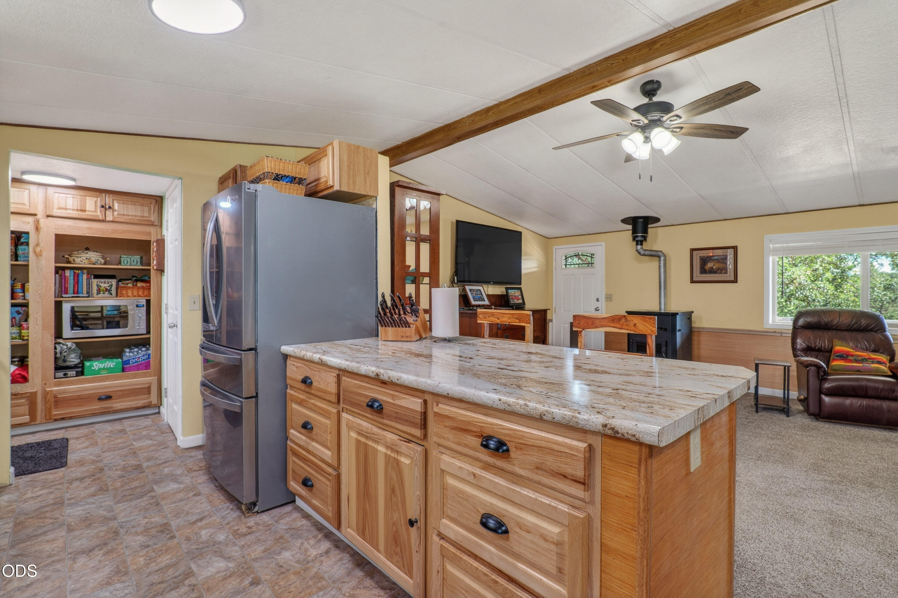 130 Kitty Drive Eagle Point, OR 97524 - Photo 10 of 41