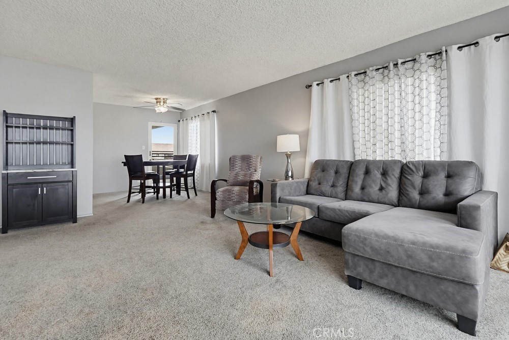 1187 East 3rd Street, Unit 210 Long Beach, CA 90802 - Photo 3 of 10 Large living room