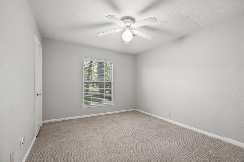 2200 West Rosedale Street South, Unit B Fort Worth, TX 76110 - Photo 16 of 23