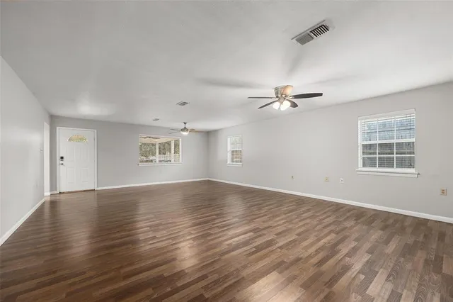 $2,300 | 2200 West Rosedale Street South, Unit B, Fort Worth, TX 76110