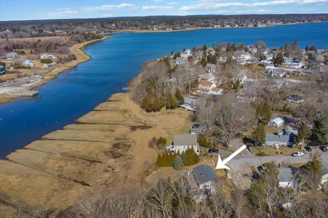 $2,750 | 26 Atwood Street, Unit 1, Kingston, MA 02364