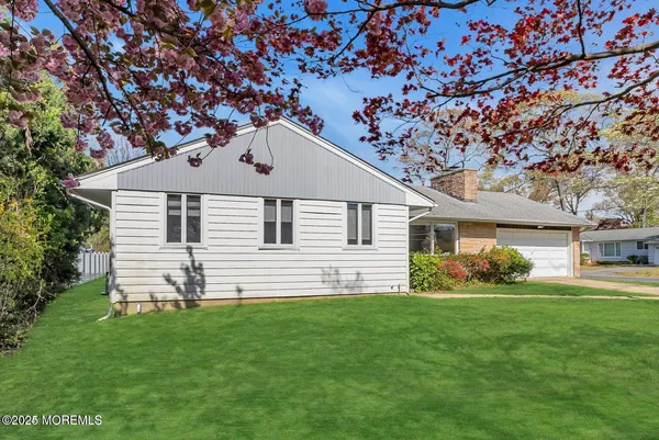 $60,000 | 1 Wilson Avenue, Oakhurst, NJ 07755