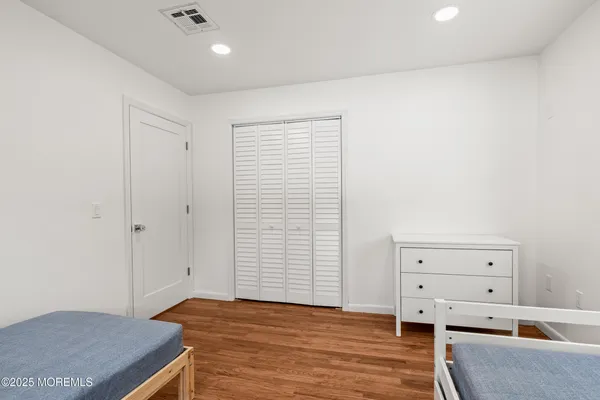 $60,000 | 1 Wilson Avenue, Oakhurst, NJ 07755