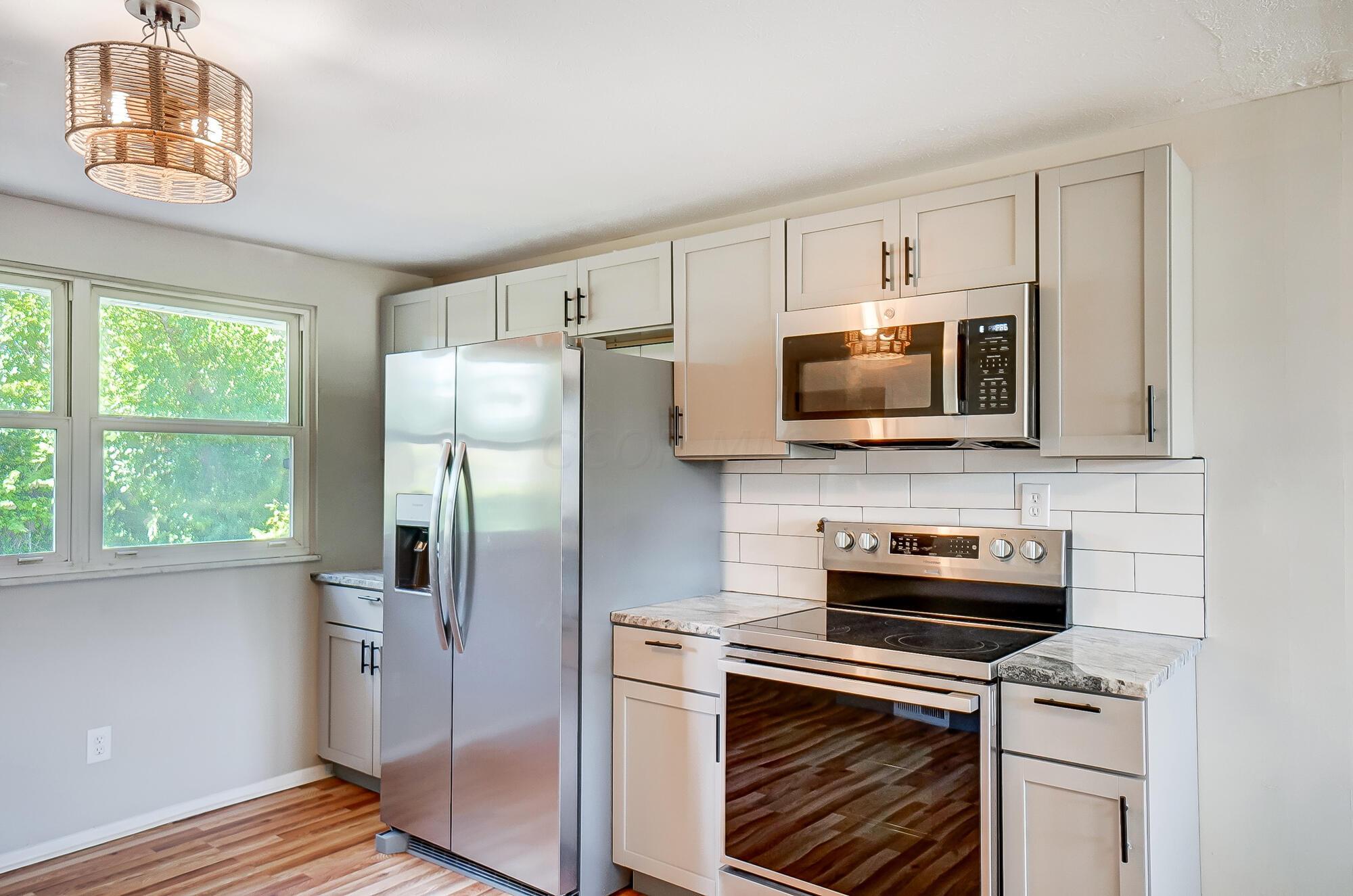 3382 Binbrook Road North Columbus, OH 43227 - Photo 12 of 40 018