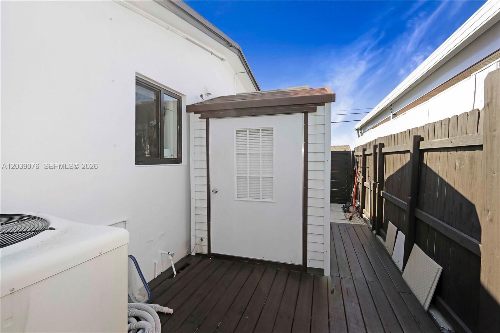 6751 Southwest 13th Street Miami, FL 33144 - Photo 35 of 41