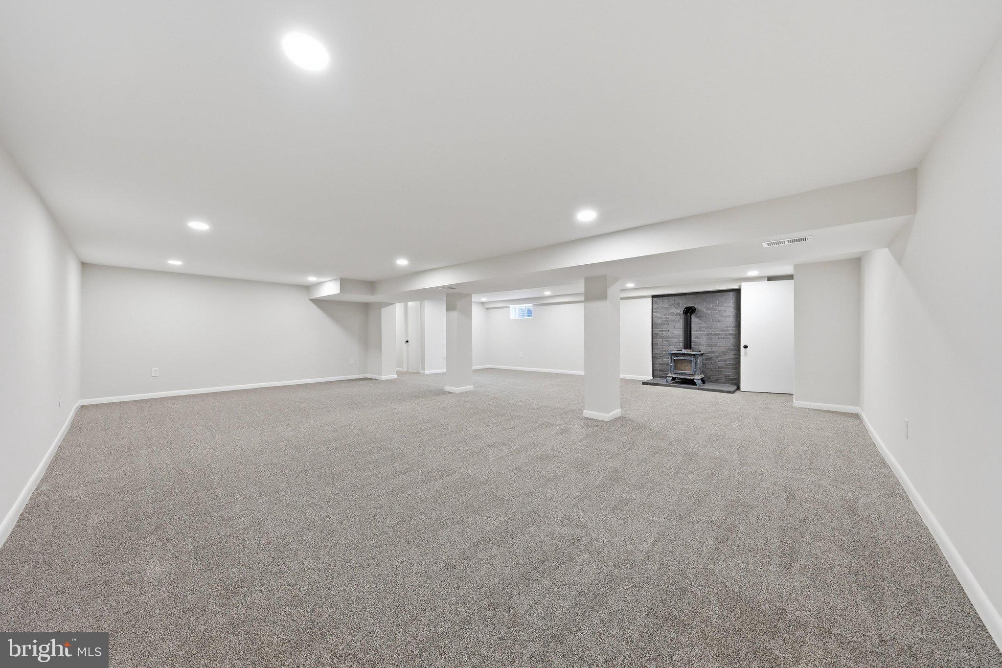 13819 Broadfording Church Road Hagerstown, MD 21740 - Photo 25 of 39 Rec Room