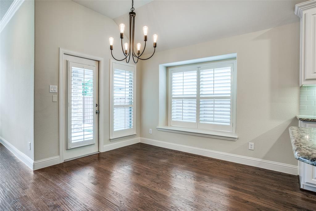 2348 Mare Road Carrollton, TX 75010 - Photo 4 of 21