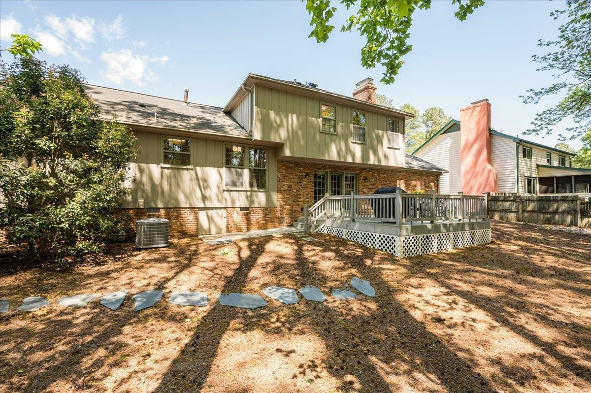 2012 Eagleton Circle Raleigh, NC 27609 - Photo 6 of 29 Photo 6
