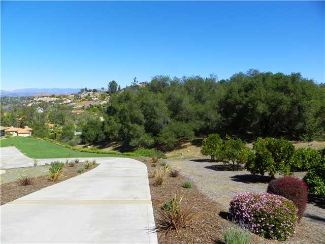12923 Glen Circle Road Poway, CA 92064 - Photo 17 of 22