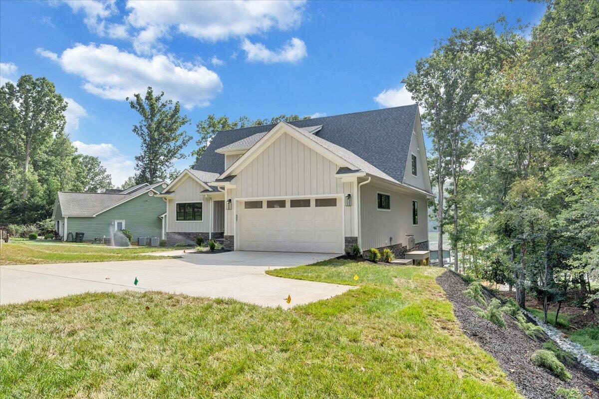 17 Azalea Circle Union Hall, VA 24176 - Photo 10 of 136 076-MIB05047