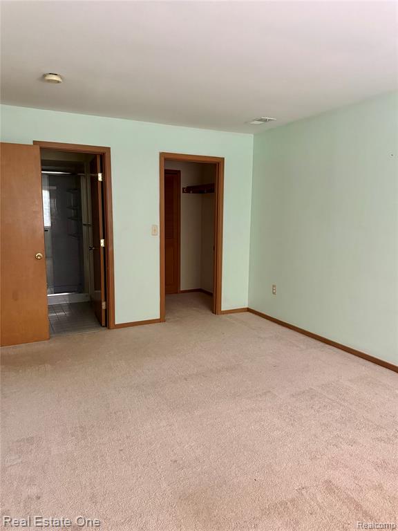 24060 Middlebelt Road Farmington, MI 48336 - Photo 11 of 14