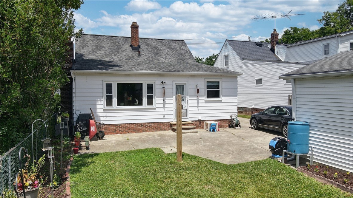 70 Leyton Road Bedford, OH 44146 - Photo 29 of 35