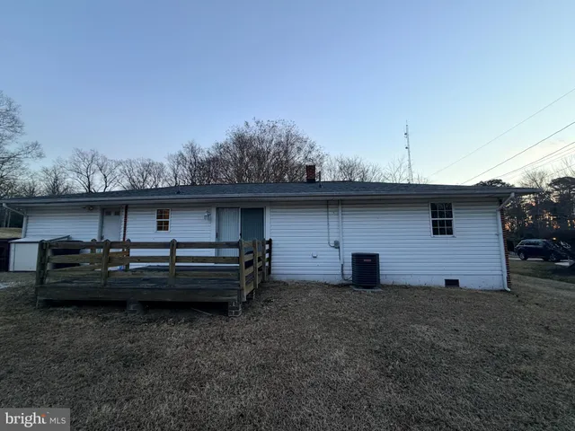 $299,900 | 22685 Maddox Road, Bushwood, MD 20618