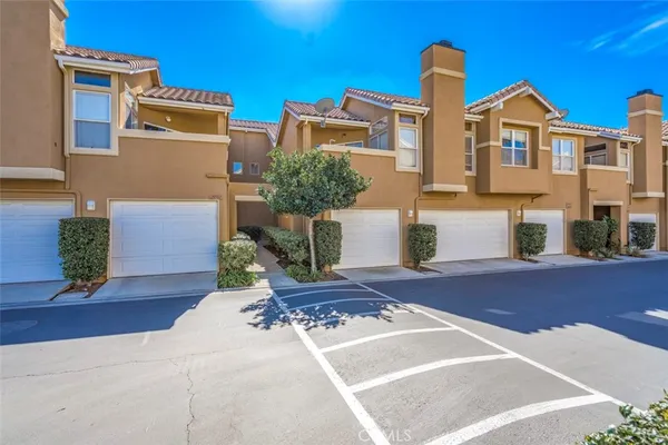 $774,900 | 28496 Klondike Drive, Lake Forest, CA 92679