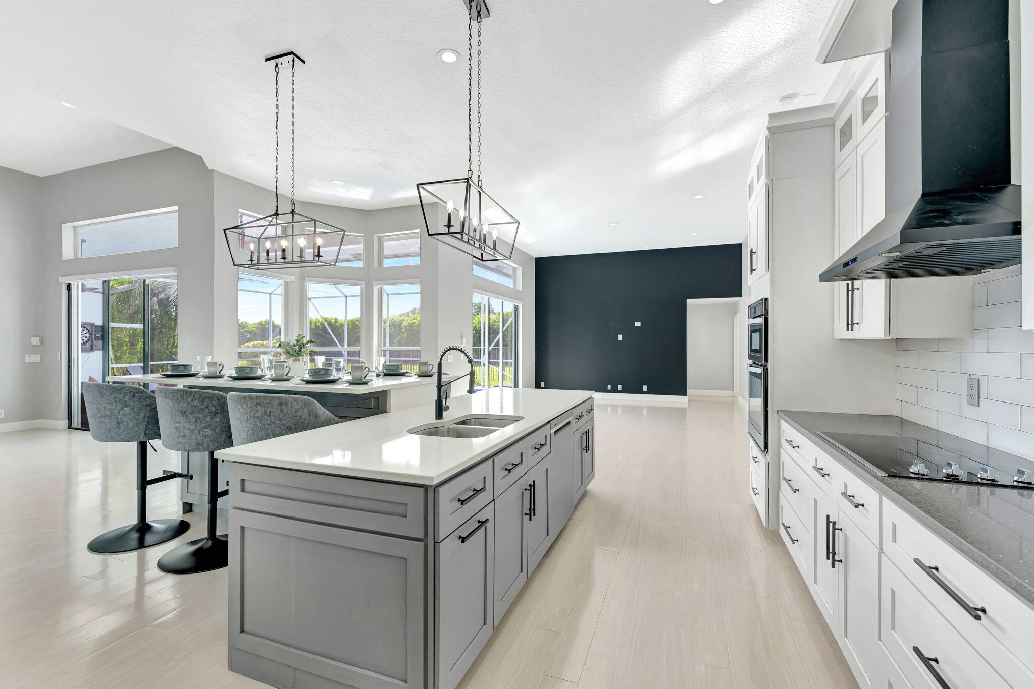 20172 Ocean Key Drive Boca Raton, FL 33498 - Photo 19 of 99 Gourmet Kitchen