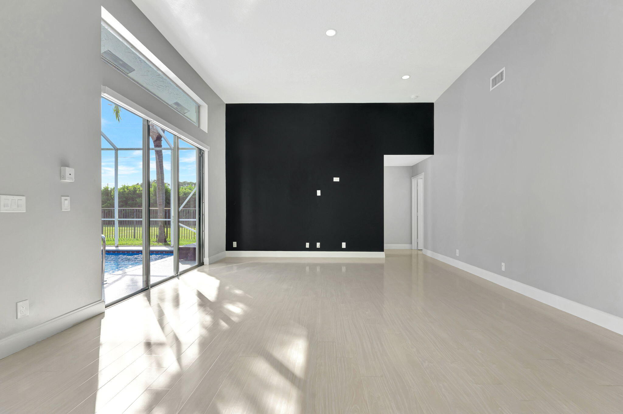 20172 Ocean Key Drive Boca Raton, FL 33498 - Photo 36 of 99 Family/Living Room