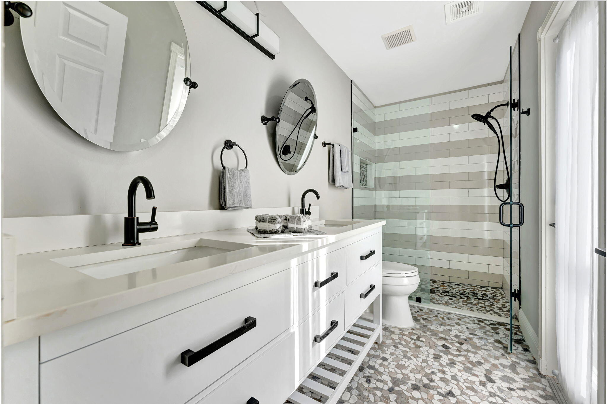 20172 Ocean Key Drive Boca Raton, FL 33498 - Photo 61 of 99 Guest Bath