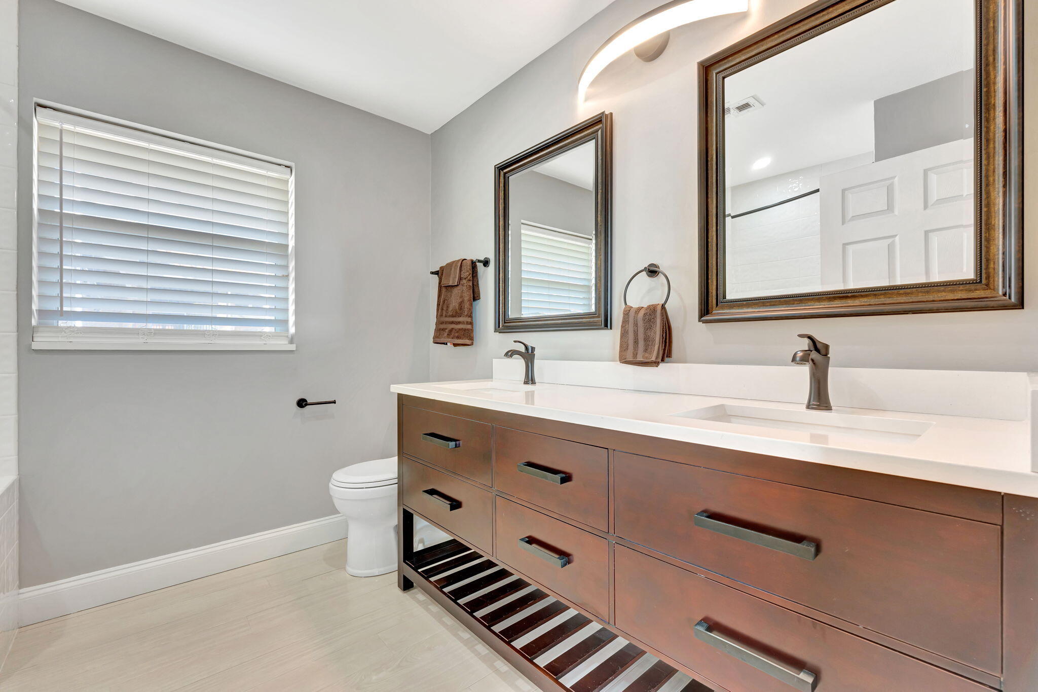 20172 Ocean Key Drive Boca Raton, FL 33498 - Photo 63 of 99 Guest Bath