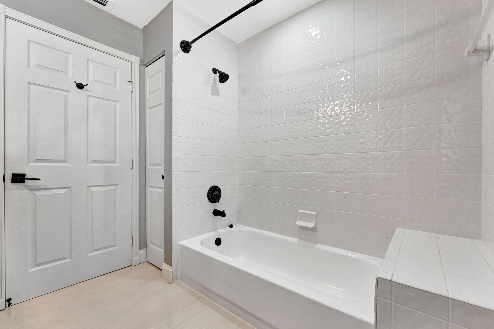 20172 Ocean Key Drive Boca Raton, FL 33498 - Photo 64 of 99 Guest Bath