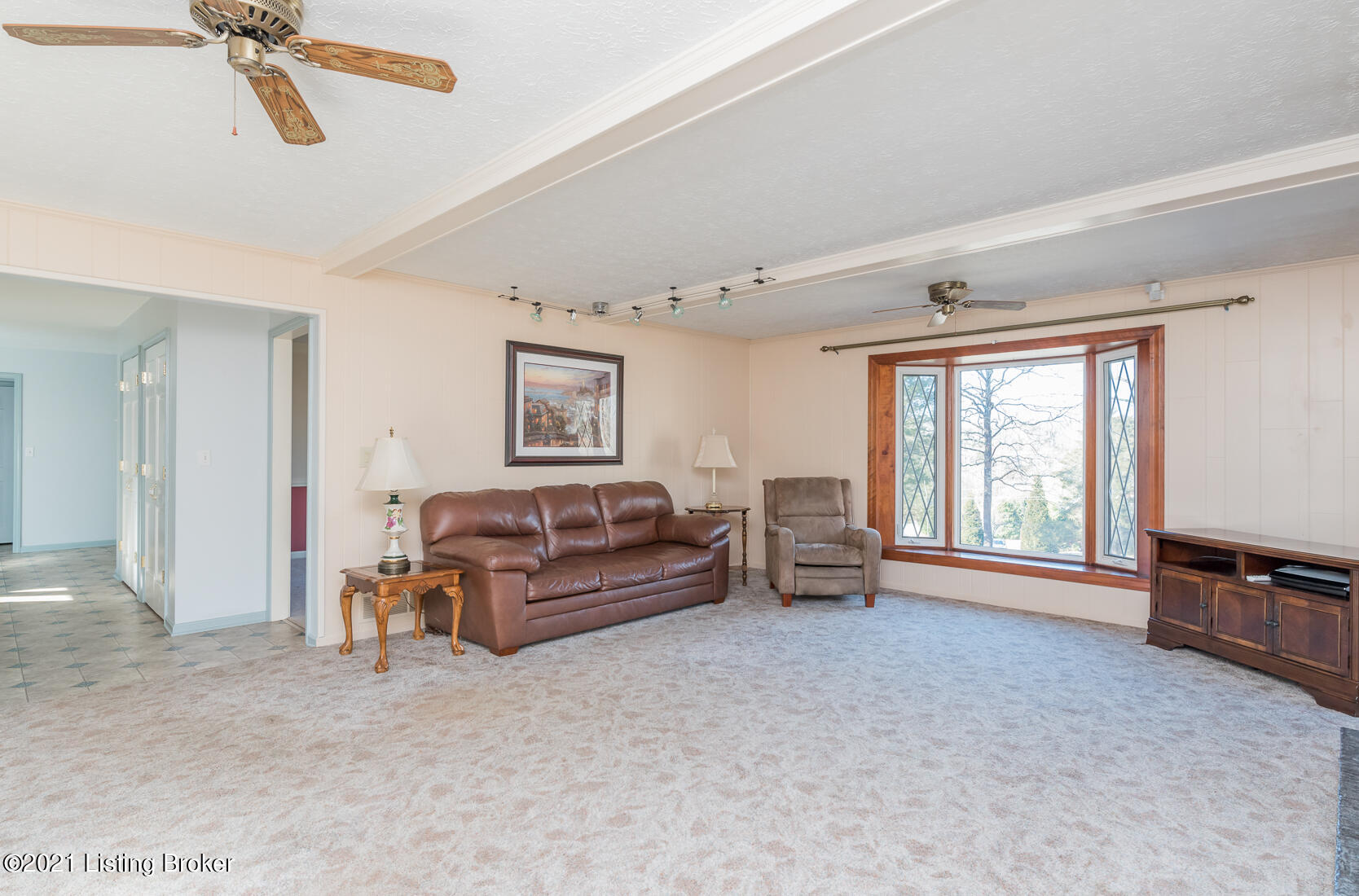 4507 Chenoweth Run Road Louisville, KY 40299 - Photo 21 of 82 Listing-40