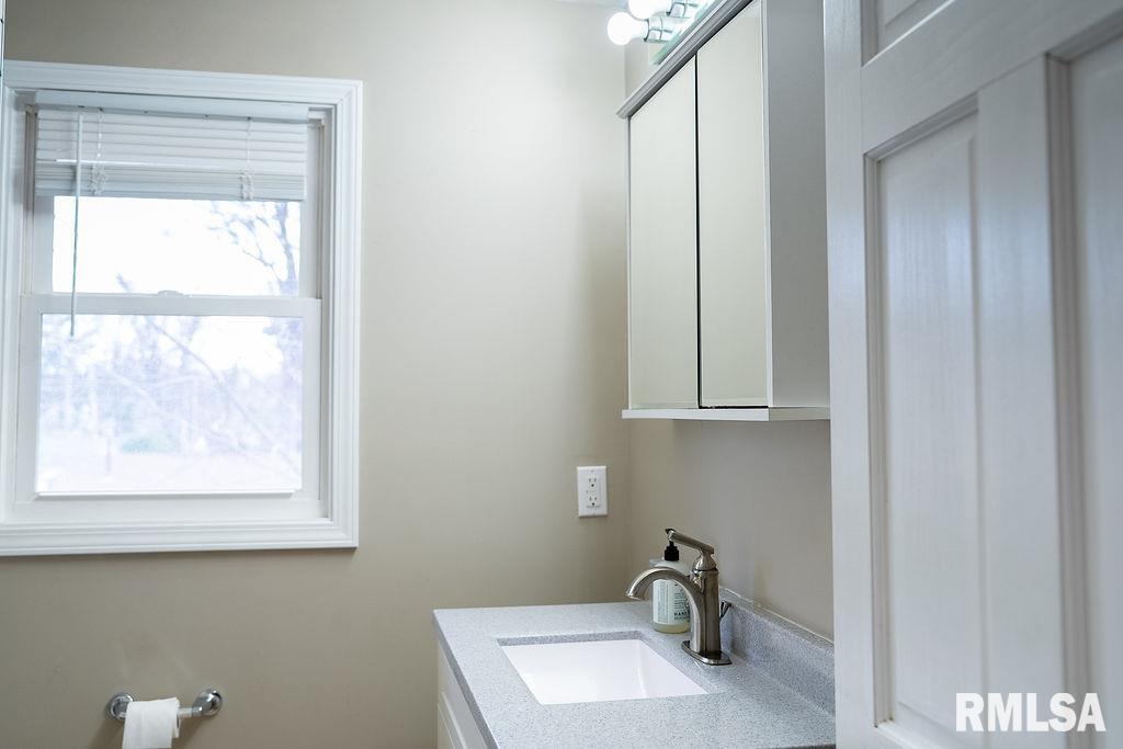 1316 West Lawrence Avenue Springfield, IL 62704 - Photo 14 of 27