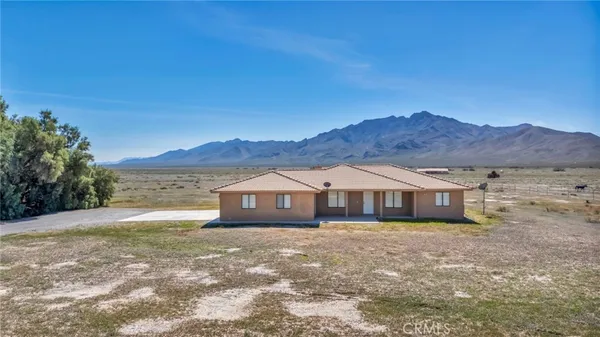 $324,999 | 204 Charleston Avenue, Pahrump, CA 89060
