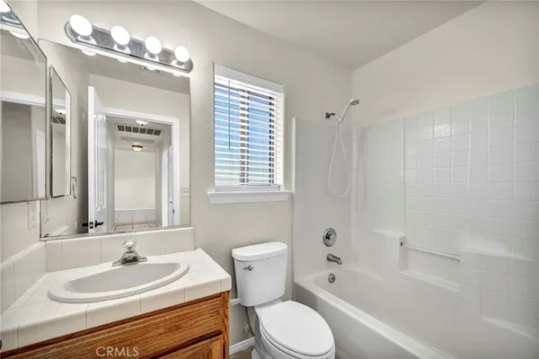 $324,999 | 204 Charleston Avenue, Pahrump, CA 89060