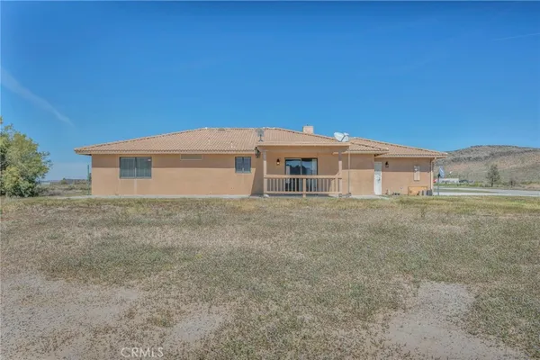 $324,999 | 204 Charleston Avenue, Pahrump, CA 89060