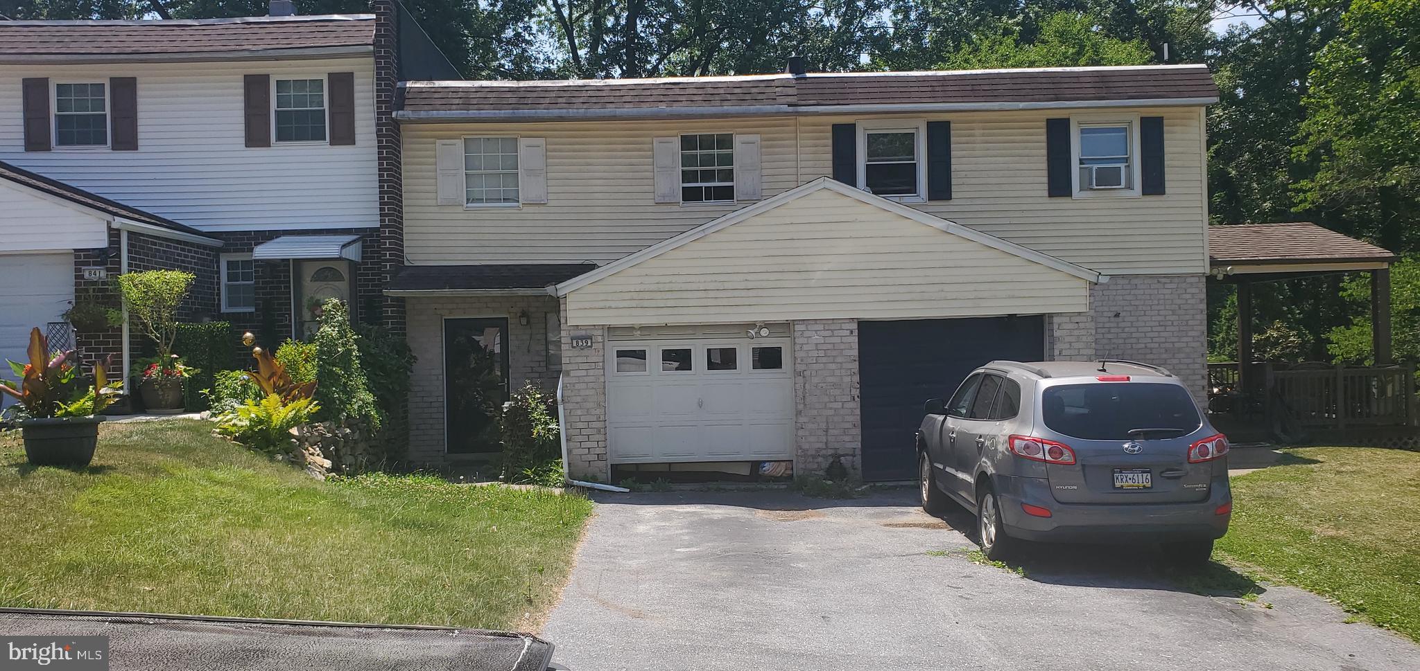 839 Rabbit Lane Reading, PA 19606 - Photo 2 of 23