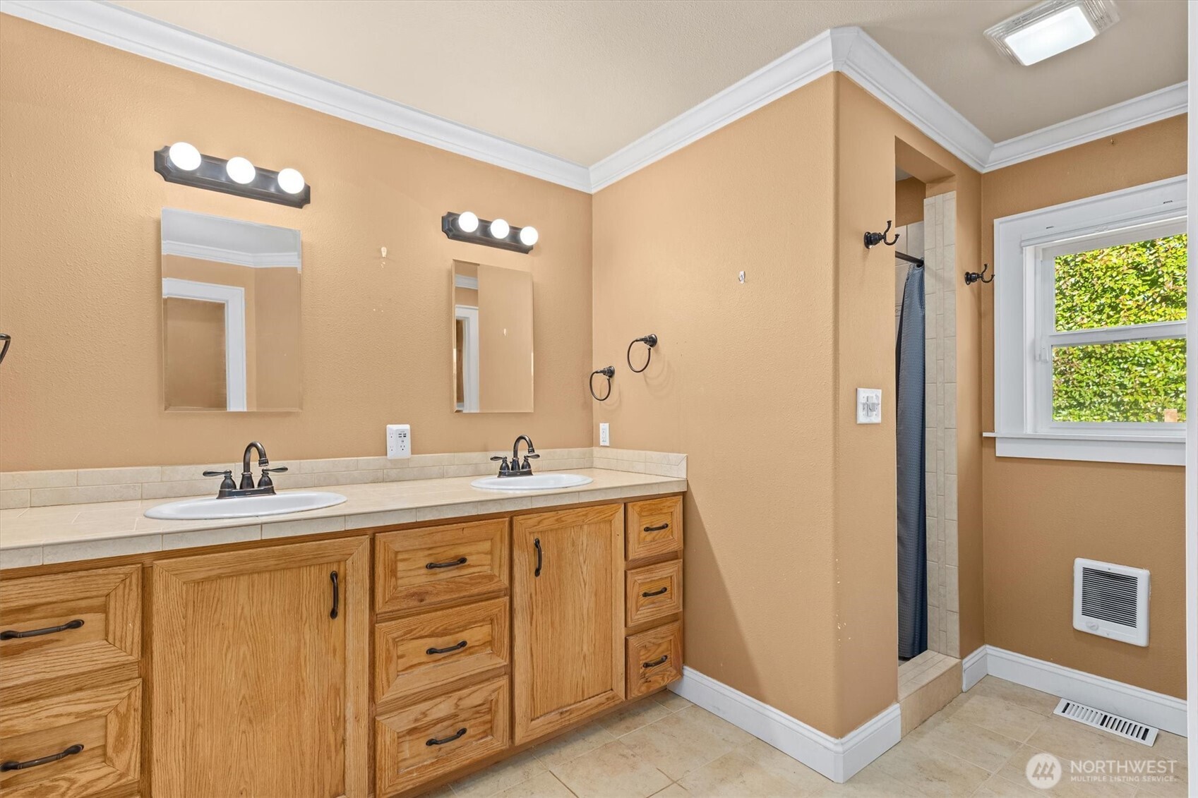 8515 Golden Given Road East Tacoma, WA 98445 - Photo 16 of 39