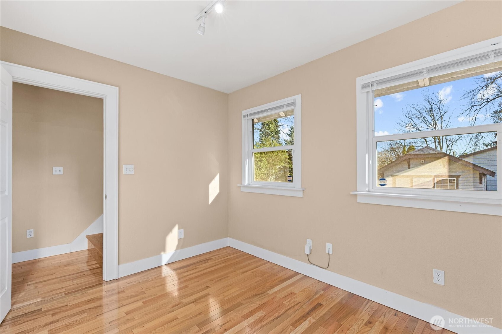 8515 Golden Given Road East Tacoma, WA 98445 - Photo 18 of 39