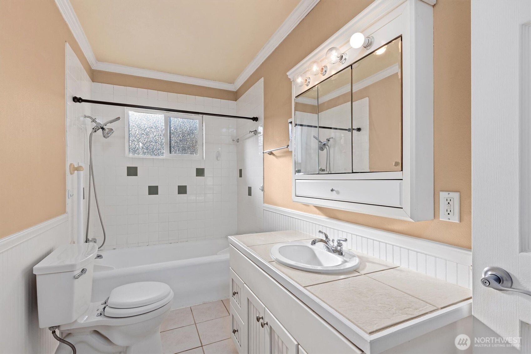 8515 Golden Given Road East Tacoma, WA 98445 - Photo 19 of 39