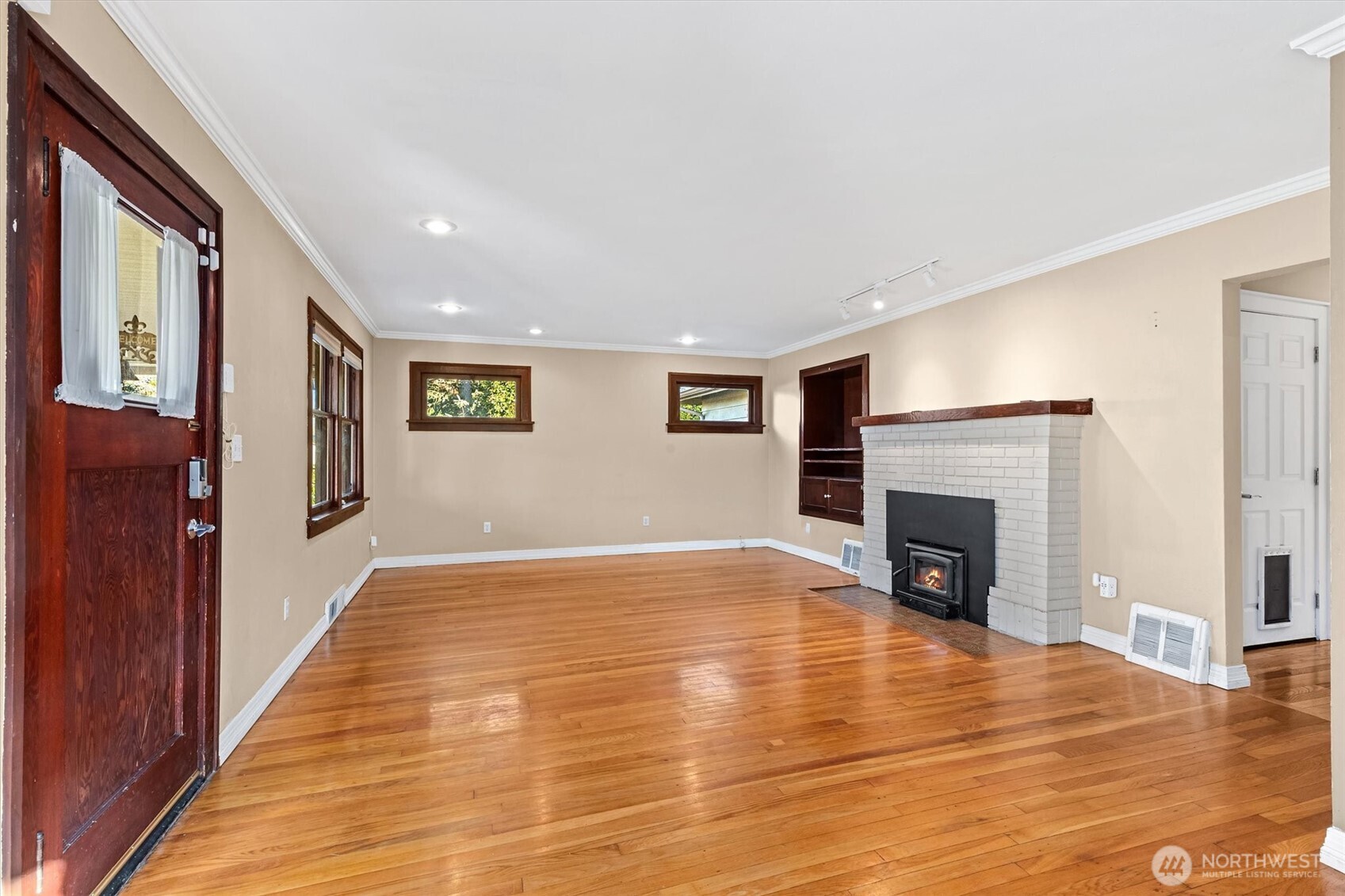 8515 Golden Given Road East Tacoma, WA 98445 - Photo 2 of 39