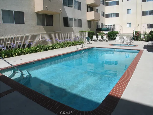 $575,000 | 14141 Dickens Street, Unit 301, Sherman Oaks, CA 91423