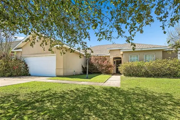 $300,000 | 265 Penn Mill Lakes Boulevard, Covington, LA 70435