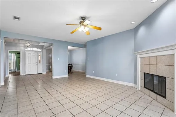 $300,000 | 265 Penn Mill Lakes Boulevard, Covington, LA 70435