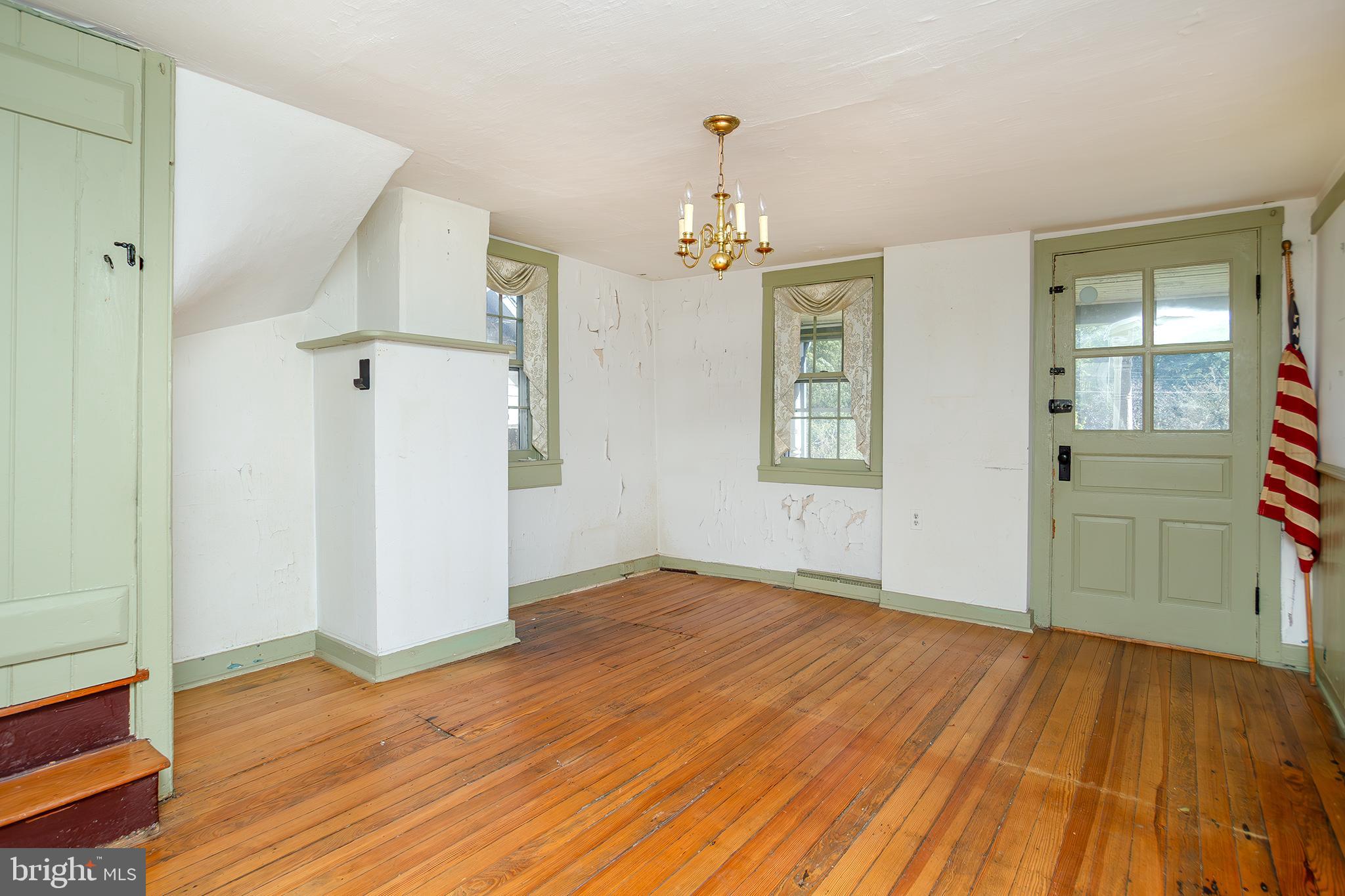 18663 Middletown Road Parkton, MD 21120 - Photo 12 of 72 Dining Room
