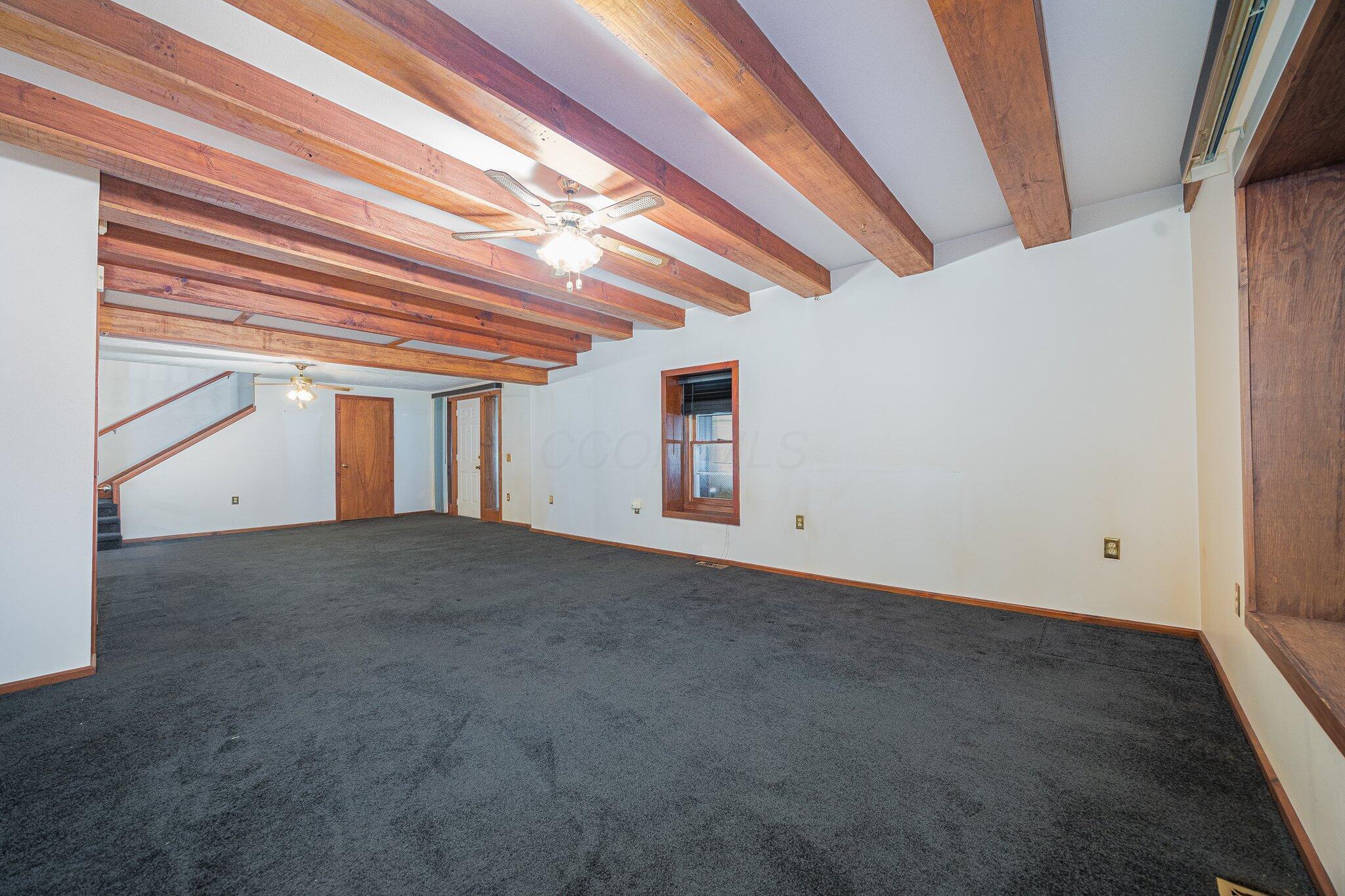 33404 Bowland Derr Road Logan, OH 43138 - Photo 29 of 61 Family Room